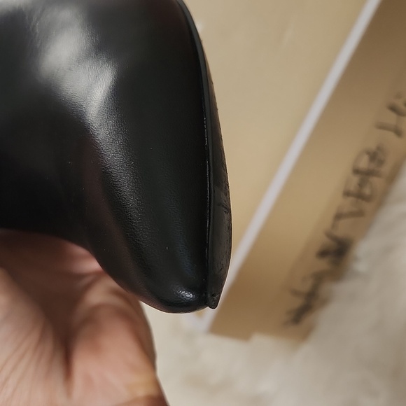 Michael Kors Leona Black Leather Bootie US size 8M used in great condition - Picture 17 of 17